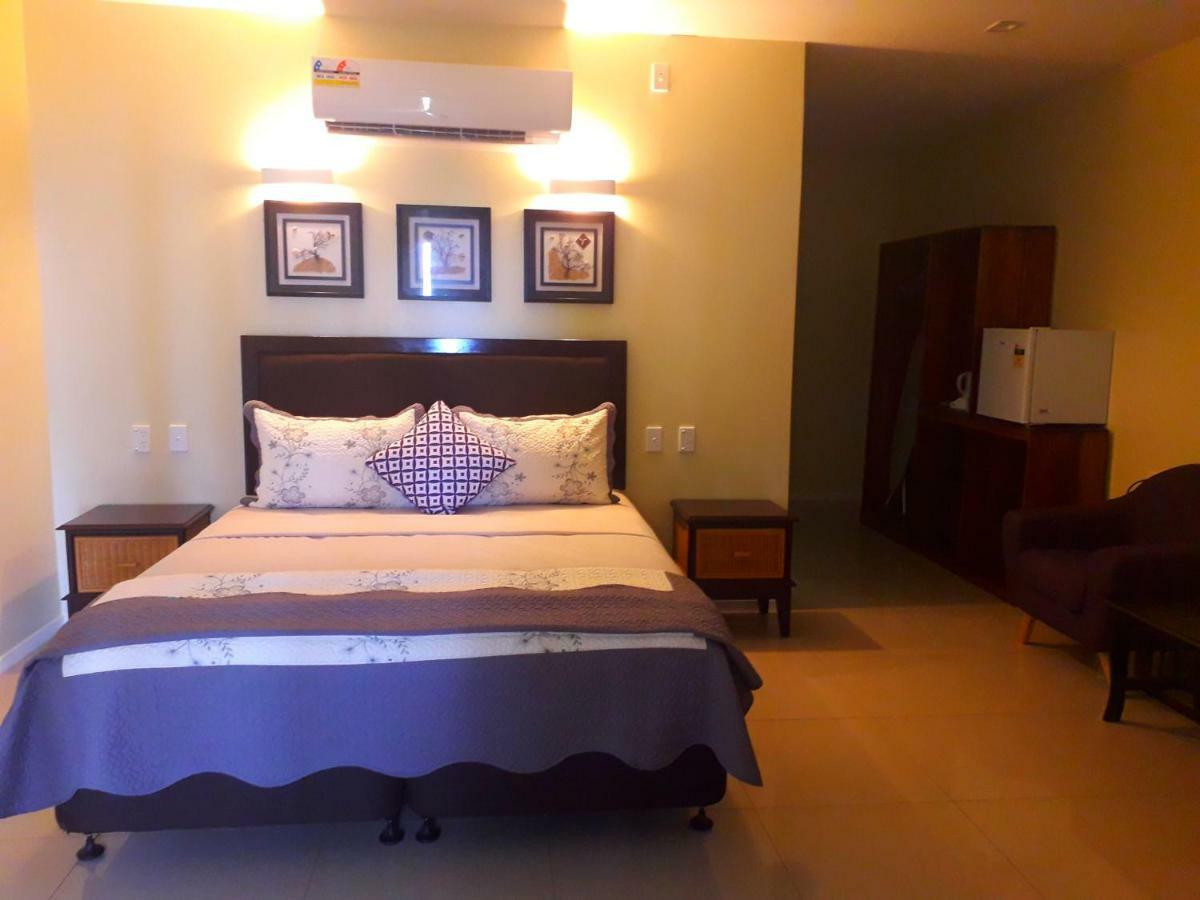 Le Uaina Beach Resort Faleapuna Esterno foto